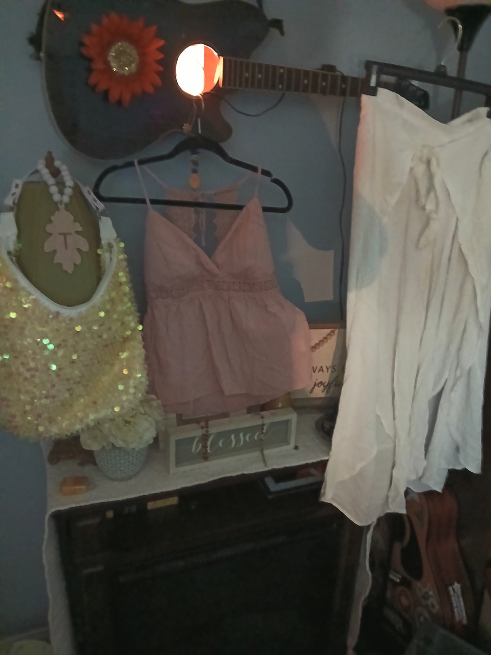 Women’s Pink Lace-Trim Cami Top With White Flowing Pants & Irradecent Sequin Bag